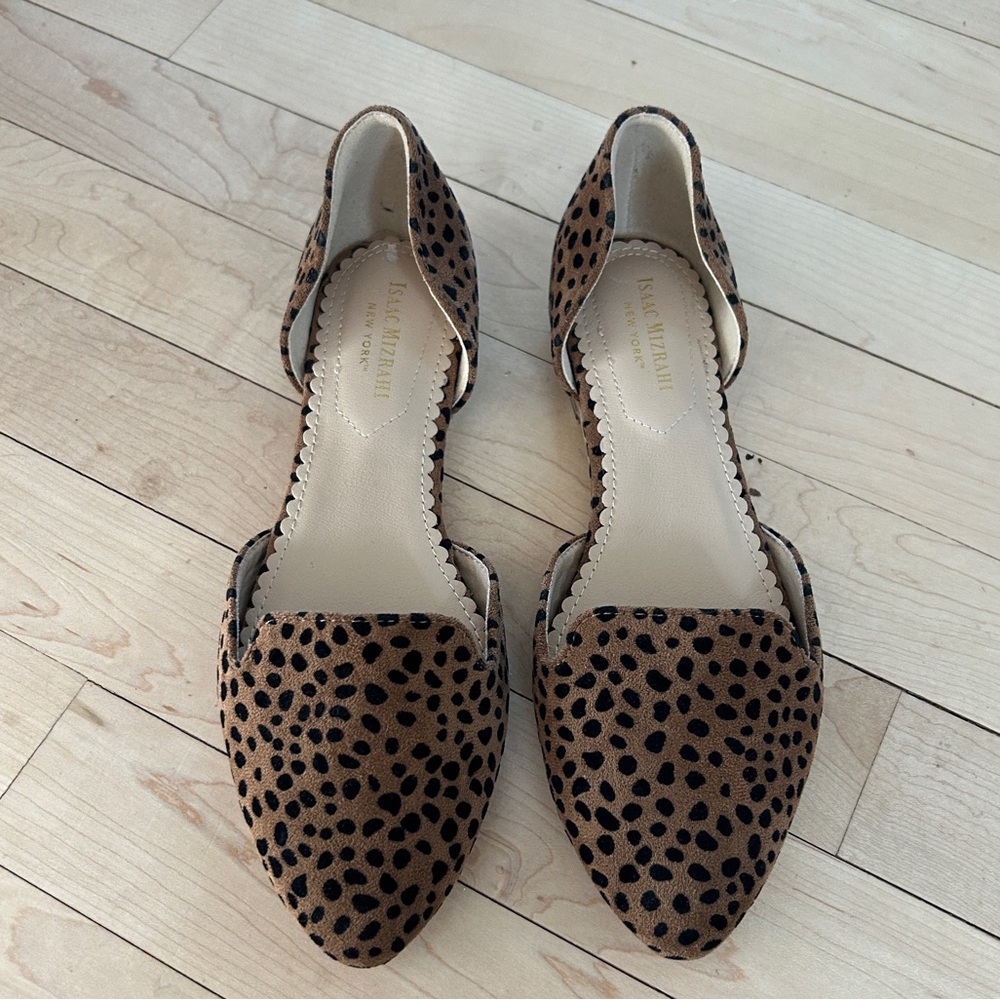 Isaac Mizrahi New York Animal Cheetah Print shoes Size 6 Work Office Casual